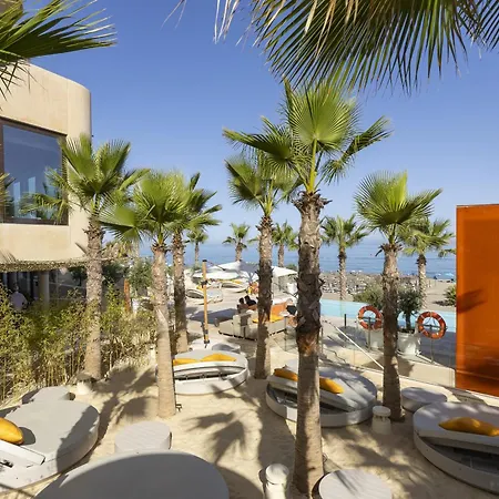 Modern Luxury With Terrace In Higueron