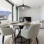 Apartamento Modern Luxury With Terrace In Higueron *