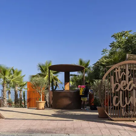 Modern Luxury With Terrace In Higueron Apartamento