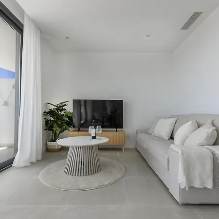 Апартаменты Modern Luxury With Terrace In Higueron Фуэнхирола