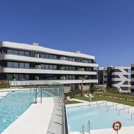 Апартаменты Modern Luxury With Terrace In Higueron *