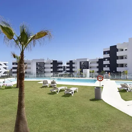 Modern Luxury With Terrace In Higueron Апартаменты *