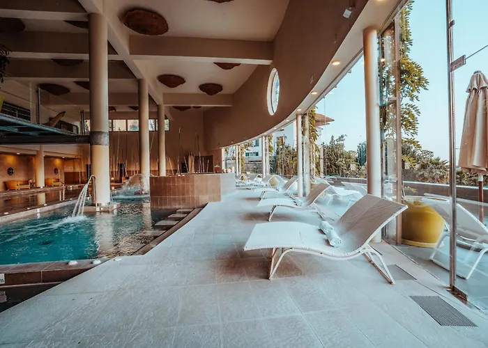 Modern Luxury With Terrace In Higueron Apartamento