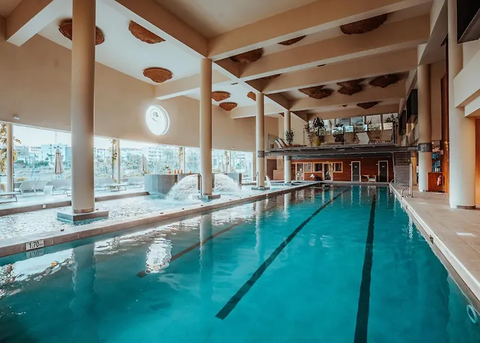 Modern Luxury With Terrace In Higueron