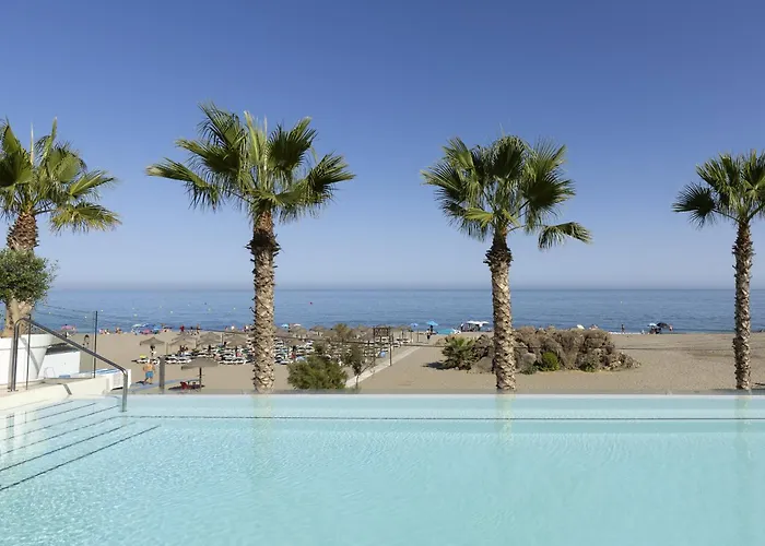 Modern Luxury With Terrace In Higueron *