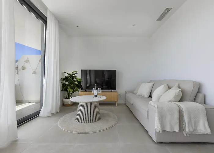 Modern Luxury With Terrace In Higueron