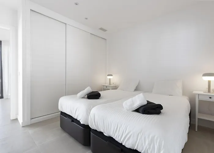 Apartamento Modern Luxury With Terrace In Higueron *