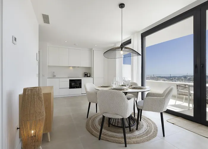 Apartamento Modern Luxury With Terrace In Higueron Fuengirola