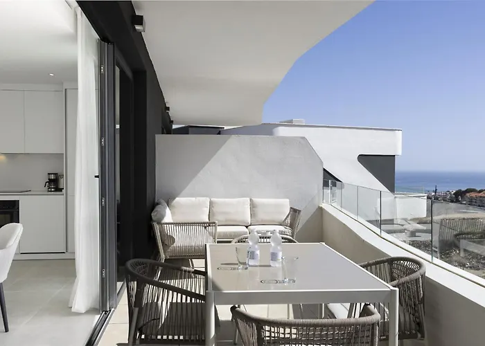 Modern Luxury With Terrace In Higueron Fuengirola
