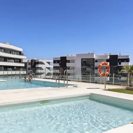 아파트 Modern Luxury With Terrace In Higueron *